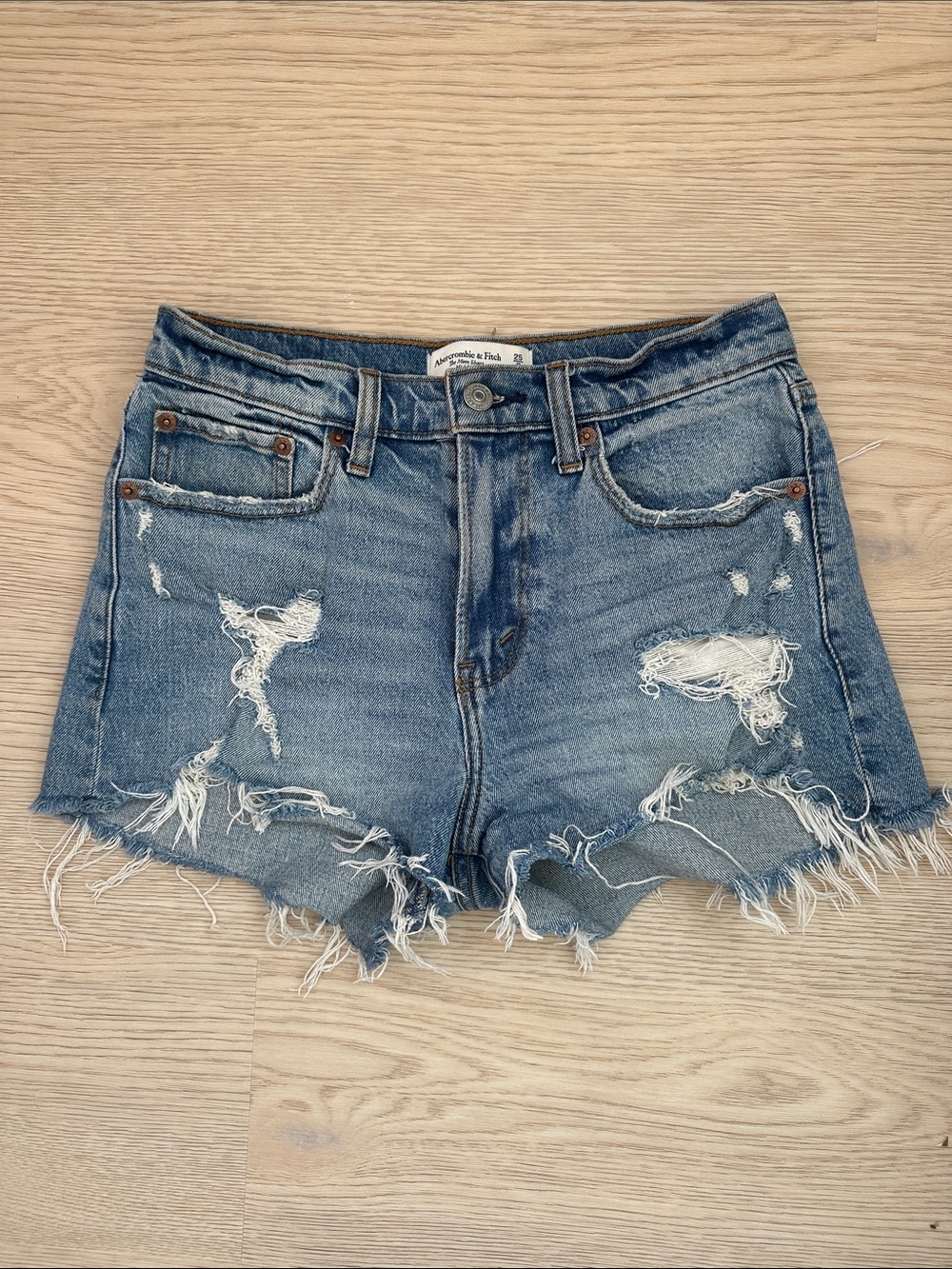 Abercrombie & Fitch Curve Love Mom Short Mid Rise Frayed Distressed Denim Shorts